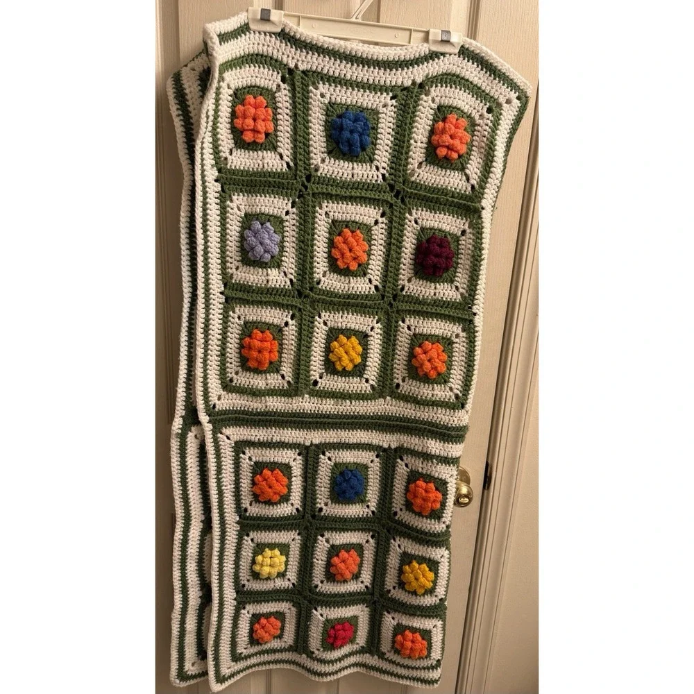 Vtg‎ Granny Square Crochet Afghan 3d Flowers Multicolor 48x48 Handmade Blanket